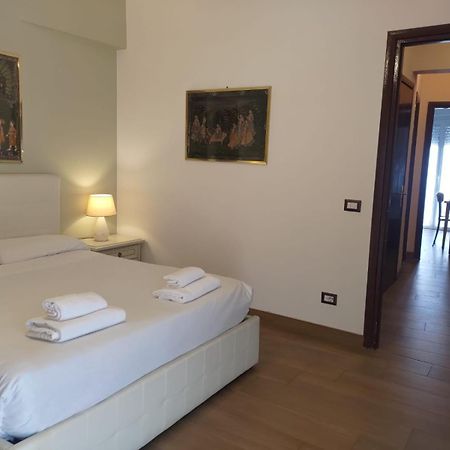 San Giovanni Apartment With Balcony Roma Ngoại thất bức ảnh