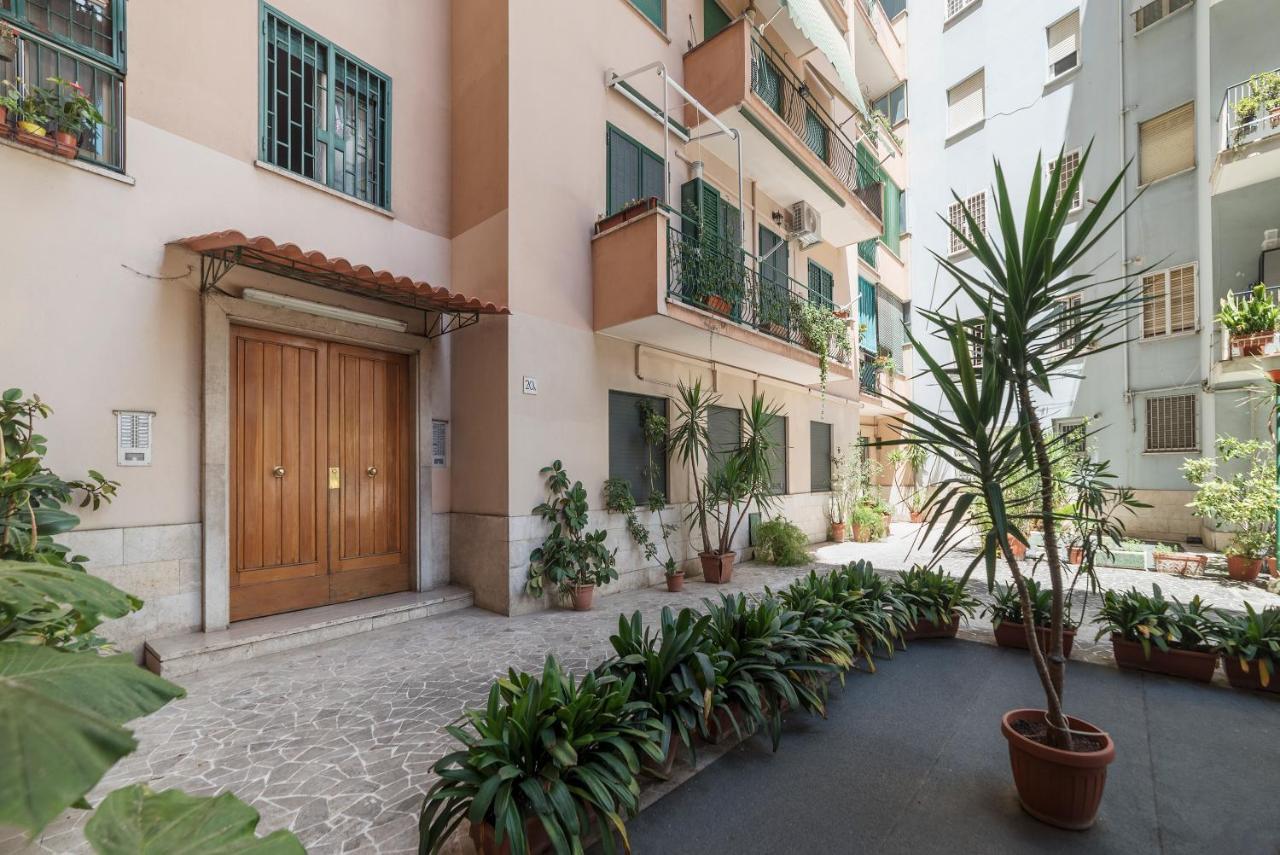 San Giovanni Apartment With Balcony Roma Ngoại thất bức ảnh