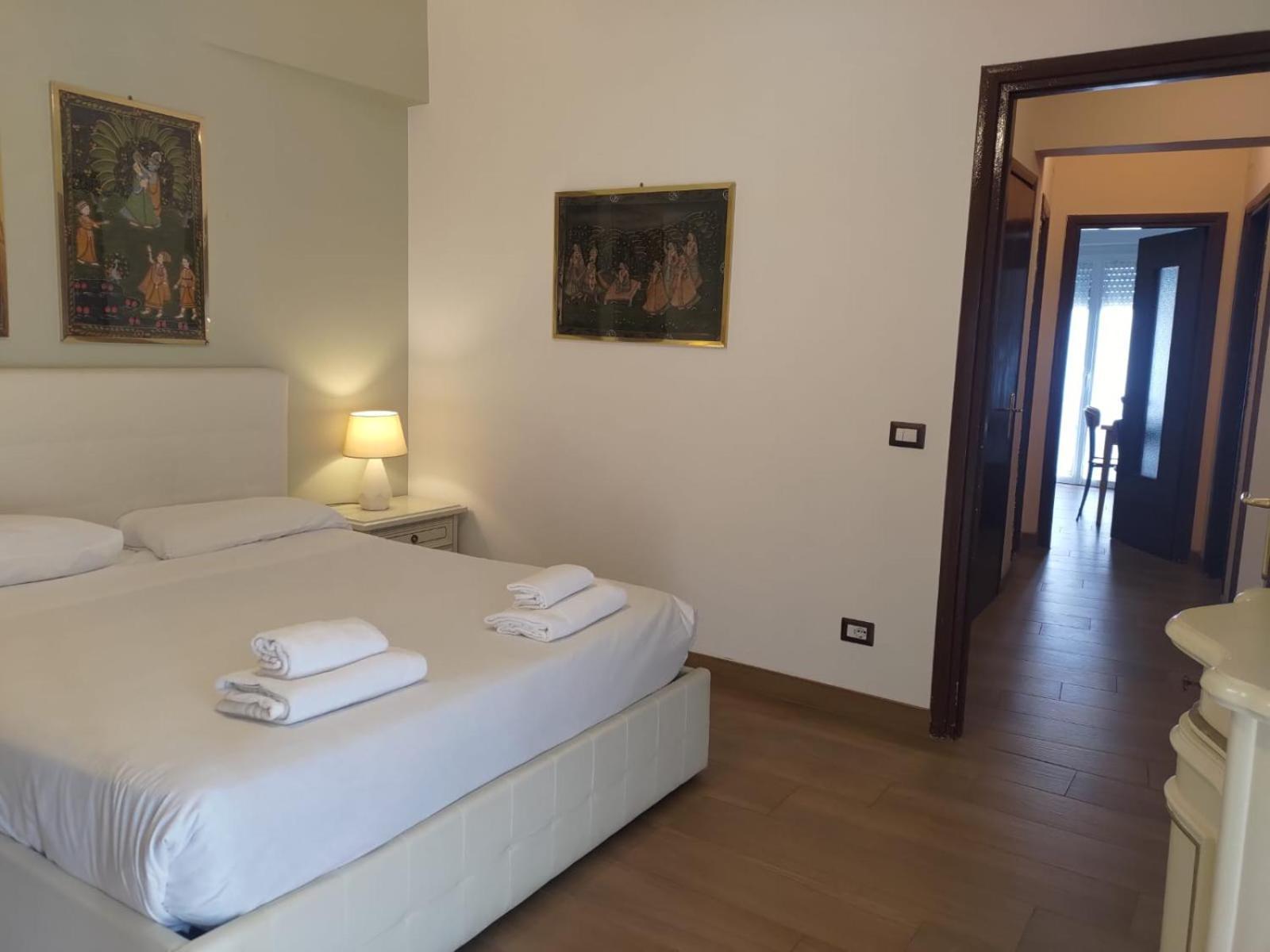 San Giovanni Apartment With Balcony Roma Ngoại thất bức ảnh